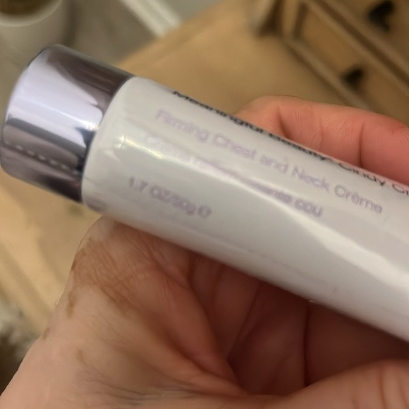 Meaningful Beauty Cindy Crawford Firming Chest & Neck Crème New 1.7 oz Tube - Picture 4 of 5
